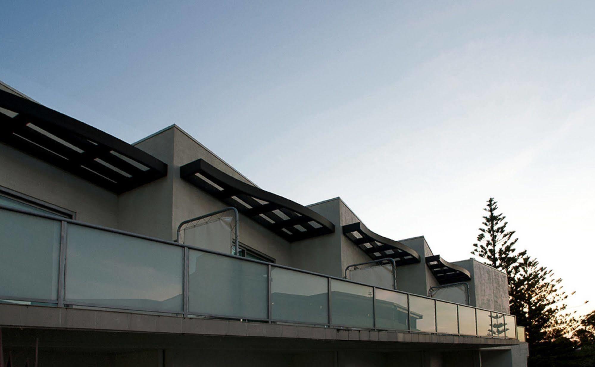 The Waves Apartments Cowes Exteriér fotografie